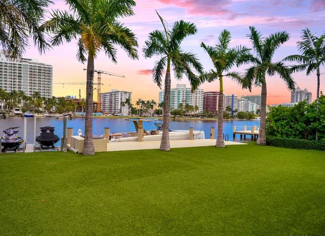 b3f841f0 598c 4607 8eac 06d1fbea80af